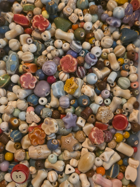 (BUY 1 GET 1) Ceramic beads mix