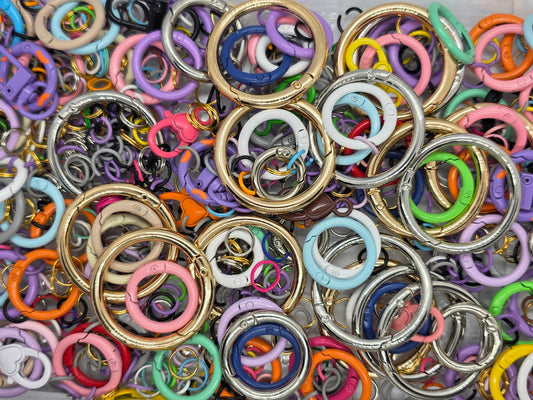Hangers assortmenten per 50 gram